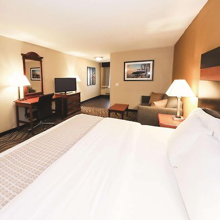 La Quinta Inn By Wyndham Sandusky Near Cedar Point Екстер'єр фото