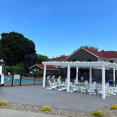 La Quinta Inn By Wyndham Sandusky Near Cedar Point Екстер'єр фото