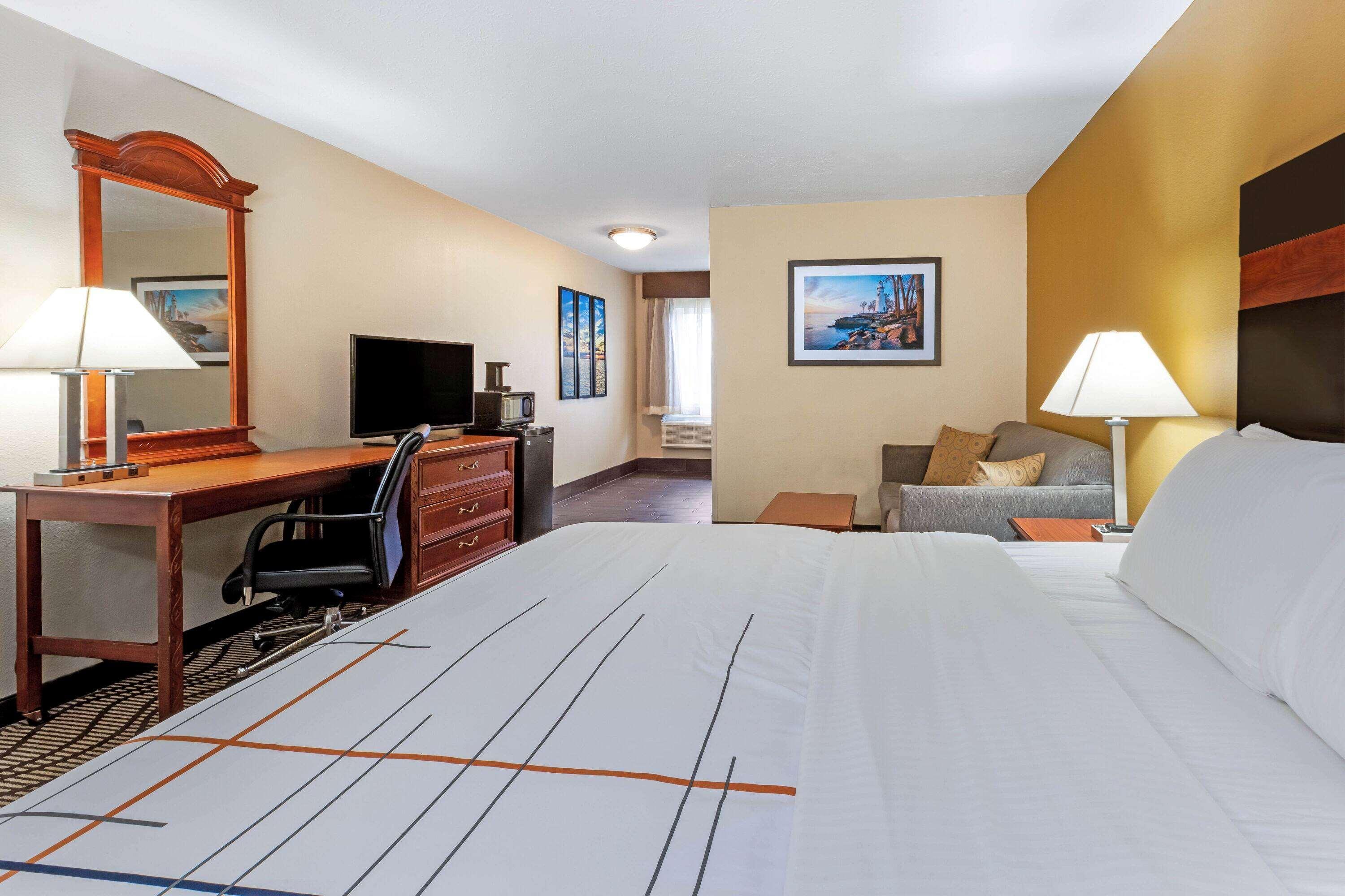 La Quinta Inn By Wyndham Sandusky Near Cedar Point Екстер'єр фото