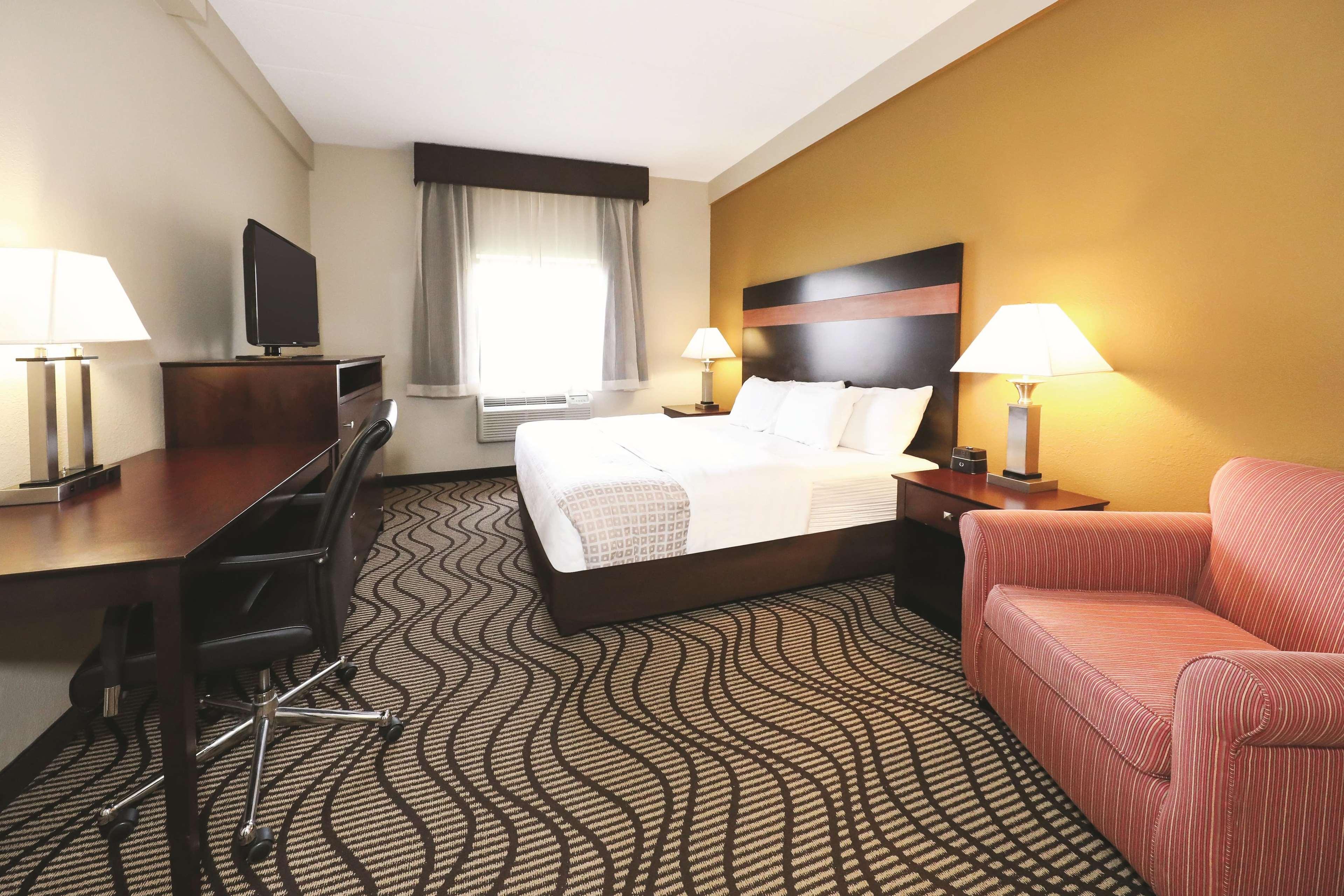 La Quinta Inn By Wyndham Sandusky Near Cedar Point Екстер'єр фото