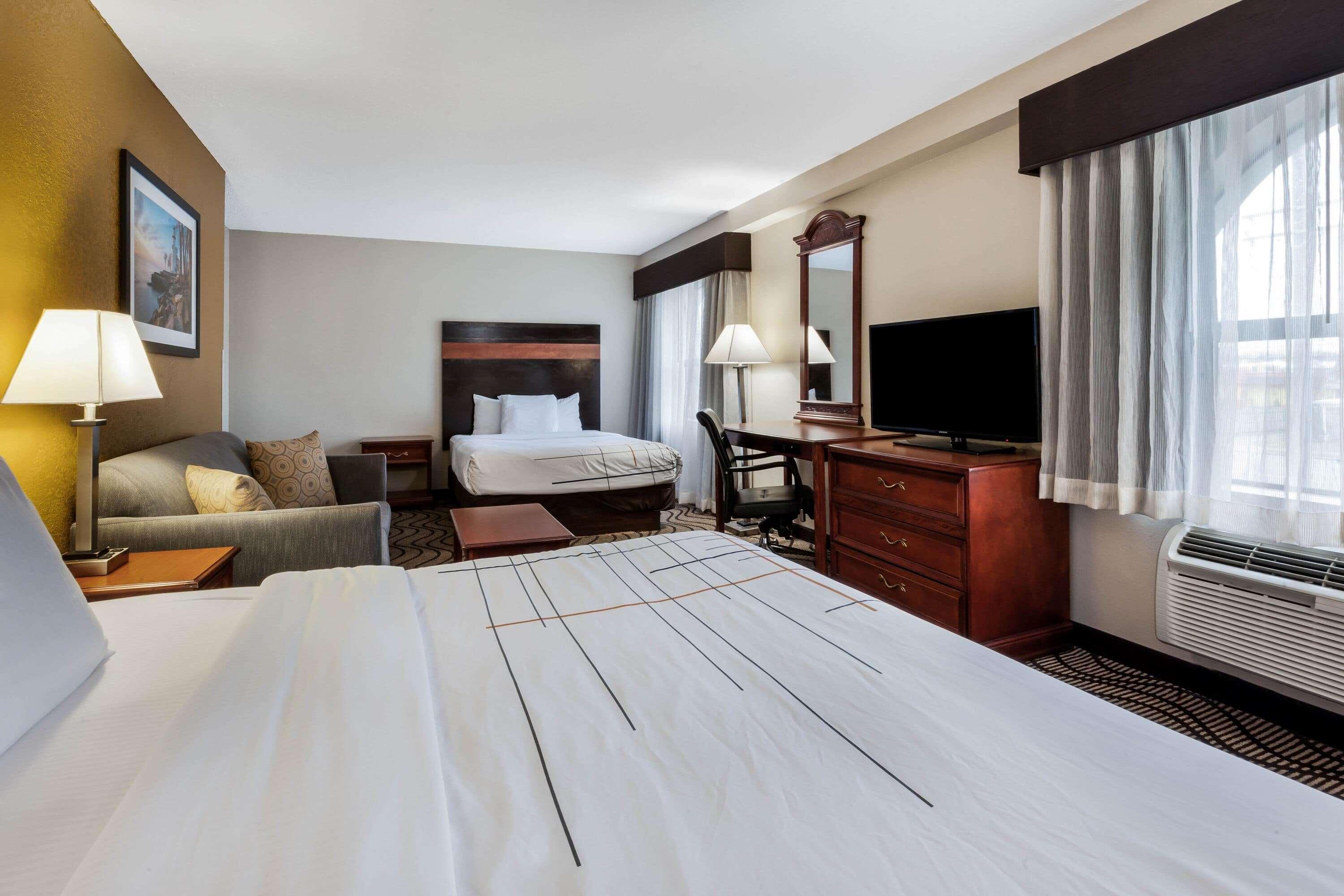 La Quinta Inn By Wyndham Sandusky Near Cedar Point Екстер'єр фото