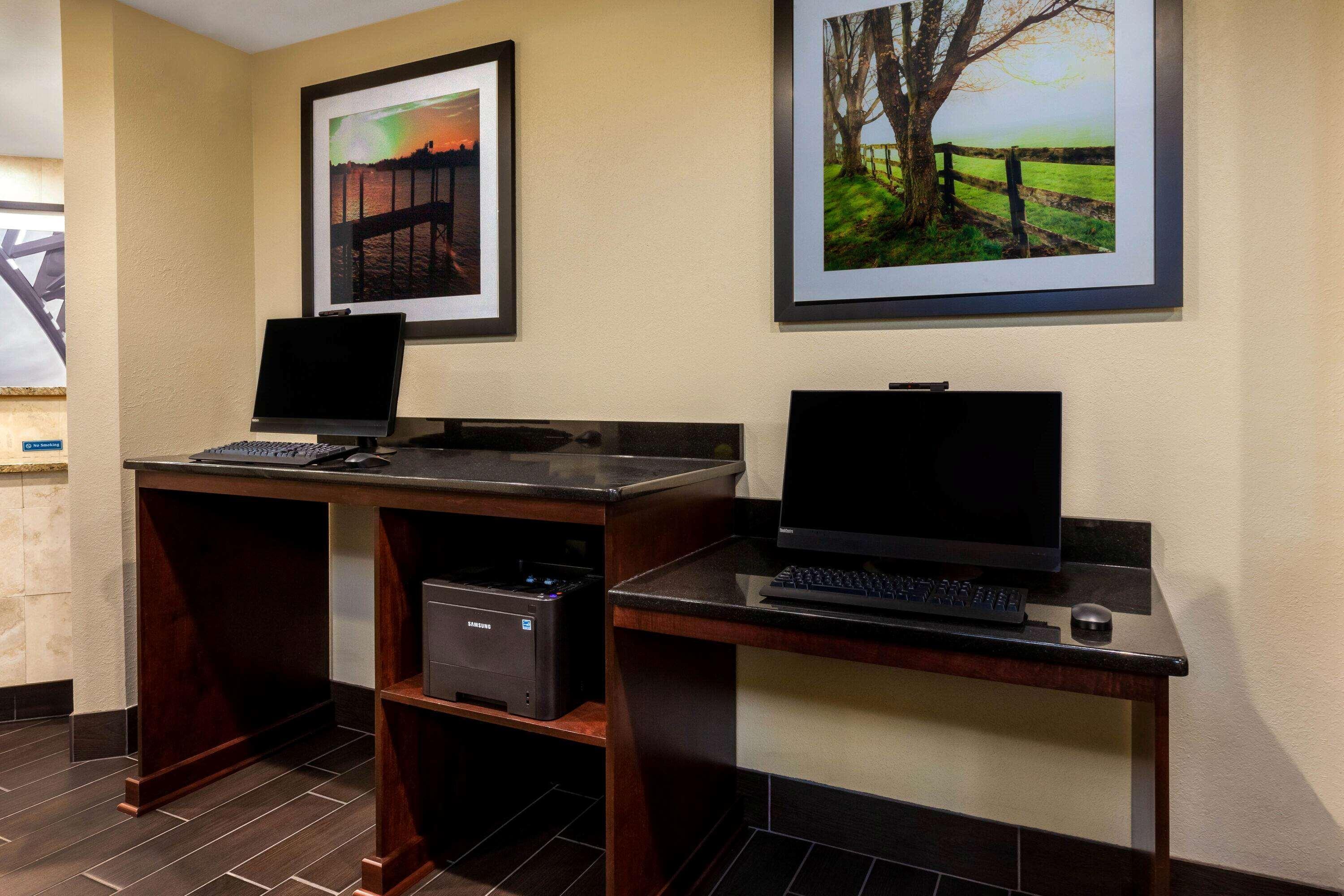 La Quinta Inn By Wyndham Sandusky Near Cedar Point Екстер'єр фото