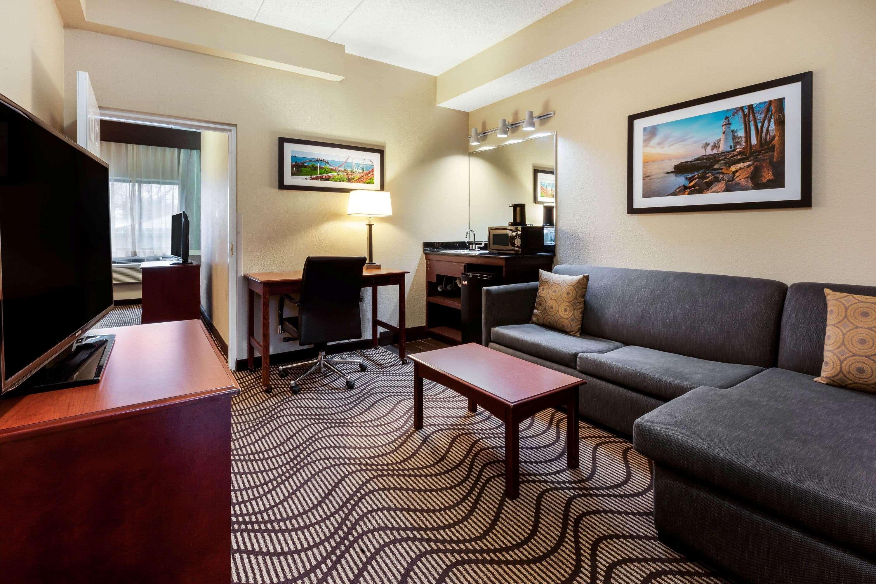 La Quinta Inn By Wyndham Sandusky Near Cedar Point Екстер'єр фото