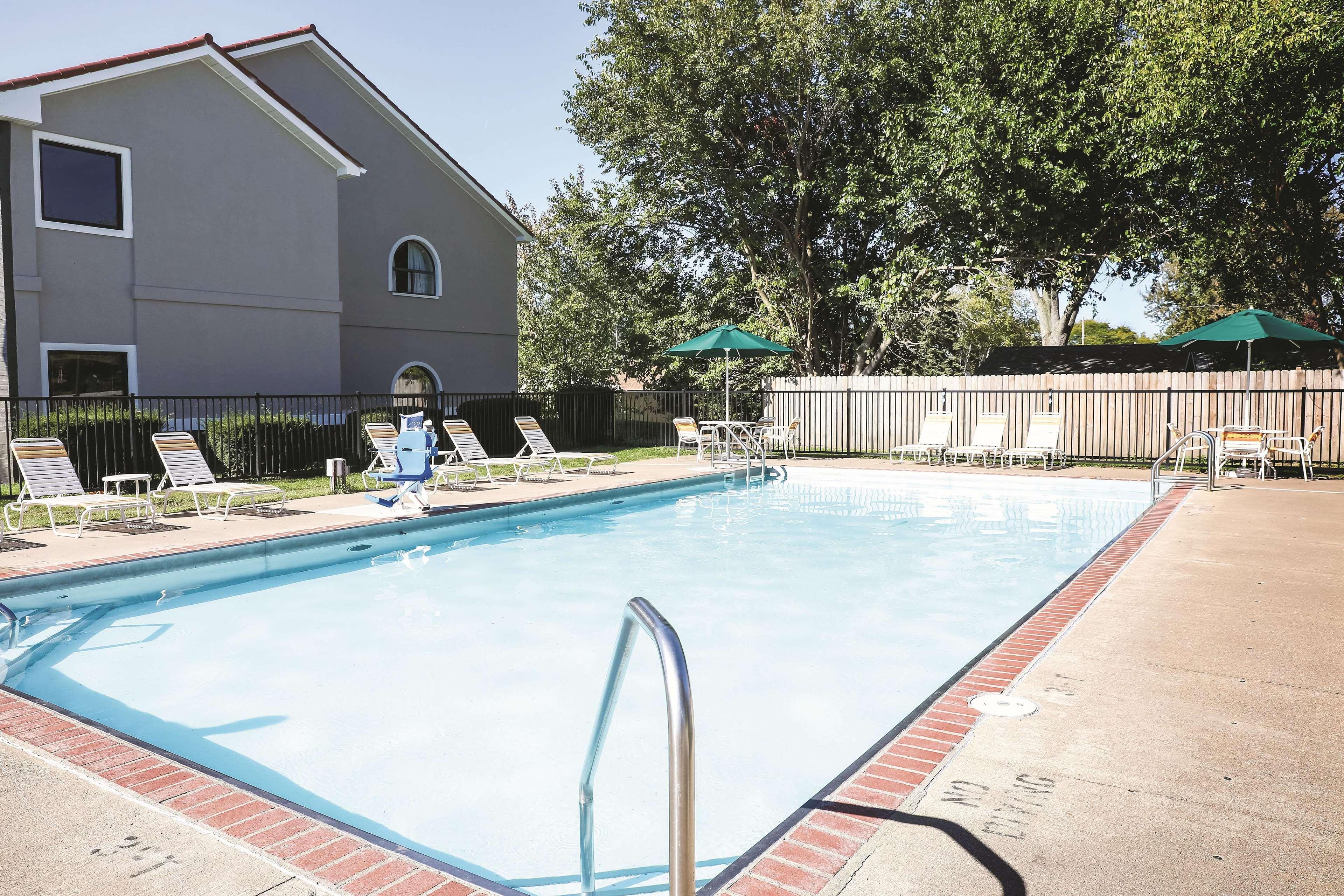 La Quinta Inn By Wyndham Sandusky Near Cedar Point Екстер'єр фото