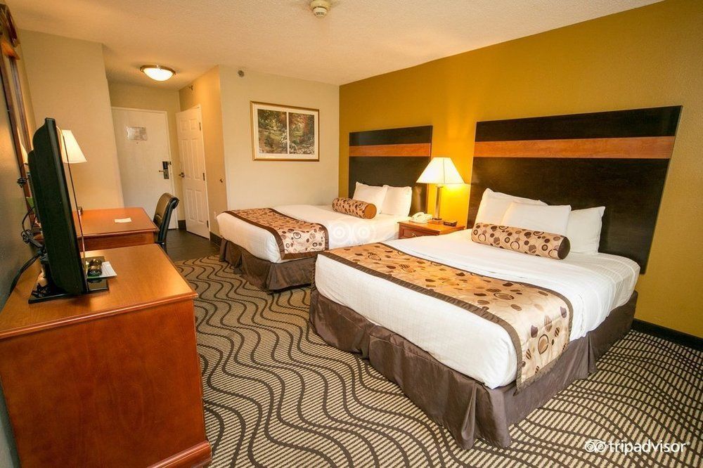 La Quinta Inn By Wyndham Sandusky Near Cedar Point Екстер'єр фото