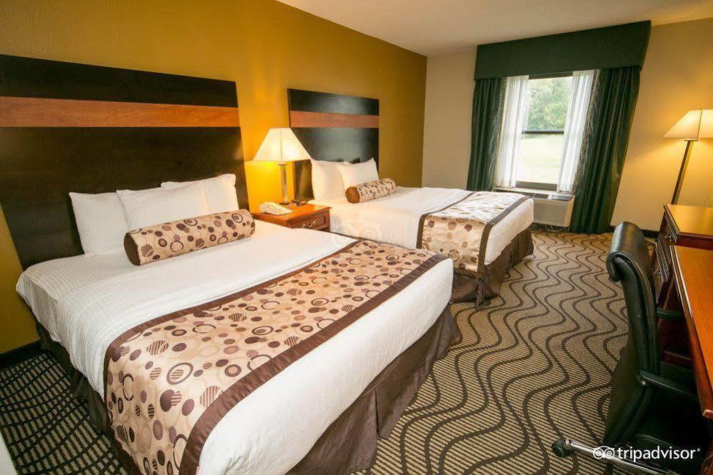 La Quinta Inn By Wyndham Sandusky Near Cedar Point Екстер'єр фото